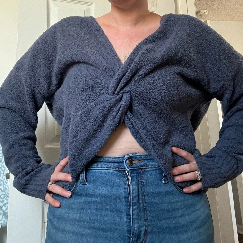 Express Sweater - Picture 1 of 4